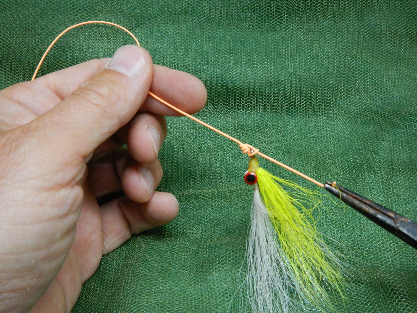 Quick Clinch Knot with Forceps