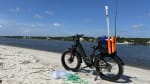 Engwe E26 on beach